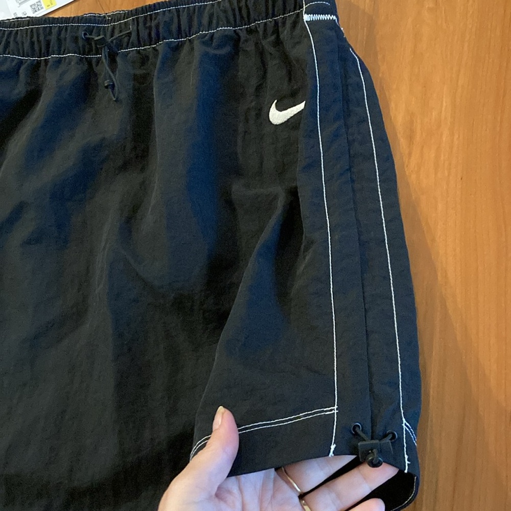 Nike sportswear, nylon swoosh skirt - Picture 5 of 12